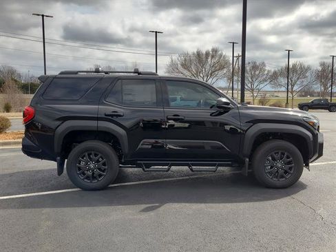 New 2026 Toyota 4Runner SR5 image 4