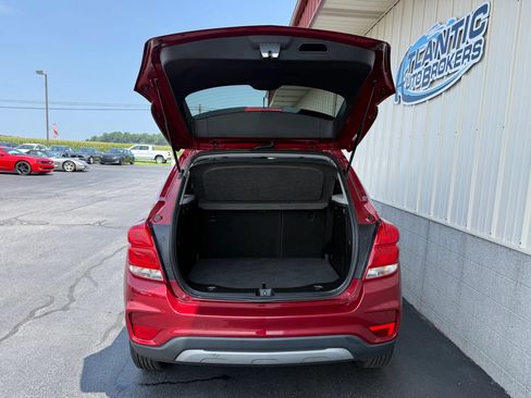 Used 2019 Chevrolet Trax LT AWD/4WD image 5