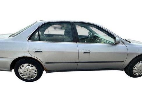 Used 1998 Honda Accord LX image 7