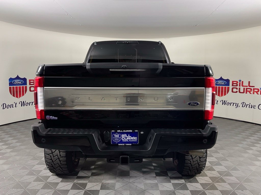 Used 2017 Ford F250 Platinum w/ Platinum Ultimate Package AWD/4WD image 4