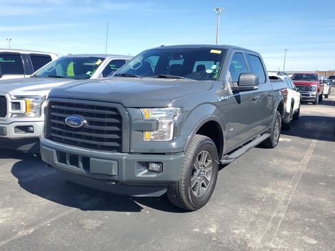 Used 2016 Ford F150 XLT w/ Equipment Group 302A Luxury image 3