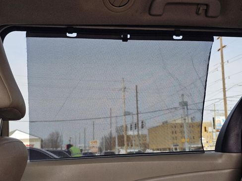 Used 2020 Toyota Sienna XLE image 36