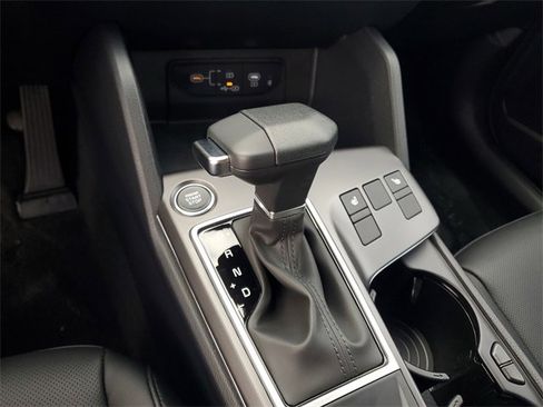 New 2026 Kia Sportage EX image 19