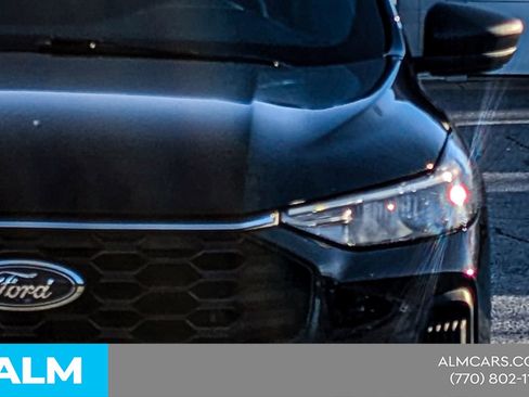 Used 2024 Ford Escape ST-Line image 16