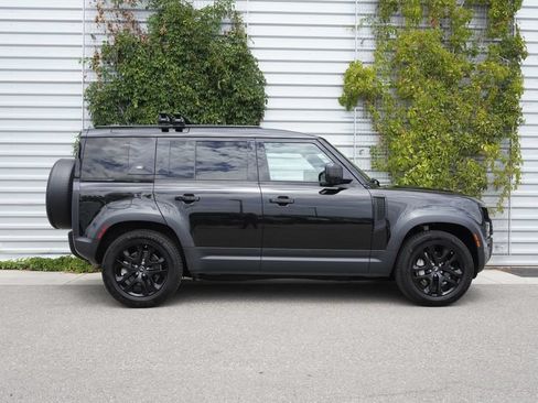 Used 2020 Land Rover Defender 110 HSE AWD/4WD image 7