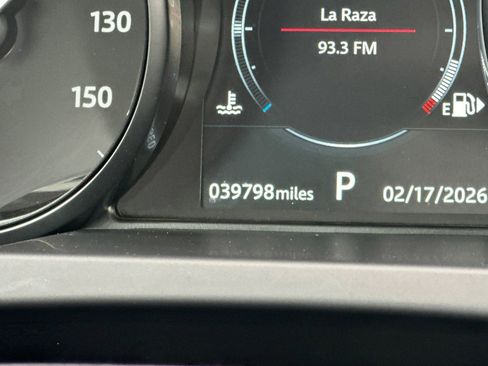 Used 2019 Land Rover Range Rover Evoque HSE Dynamic image 35