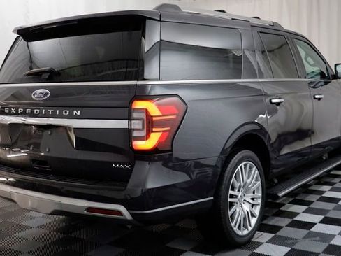 Used 2024 Ford Expedition Max Limited image 19