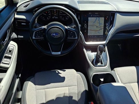 Used 2024 Subaru Outback Premium AWD/4WD image 11