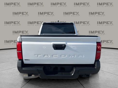 Used 2024 Toyota Tacoma SR image 4