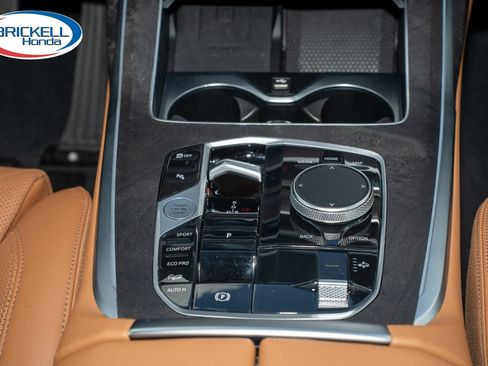 Used 2024 BMW X7 xDrive40i w/ Premium Package AWD/4WD image 29