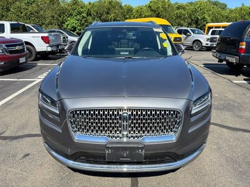 Used 2023 Lincoln Nautilus Reserve w/ Luxury Package AWD/4WD image 2