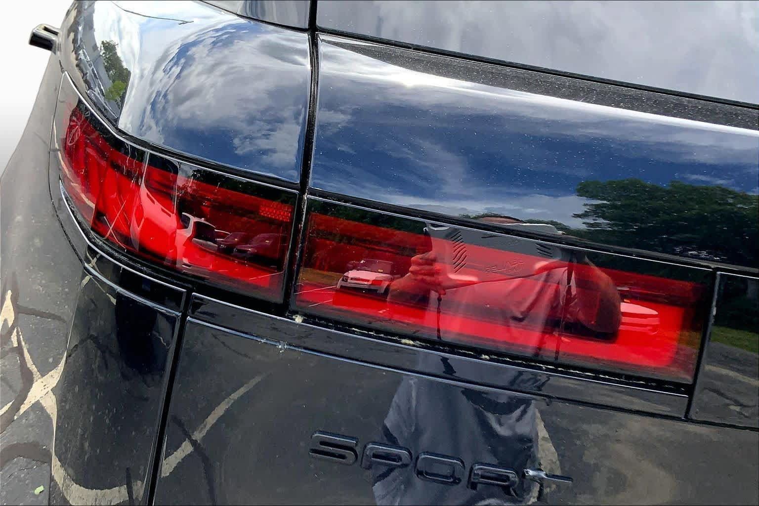 New 2026 Land Rover Range Rover Sport SE AWD/4WD image 5