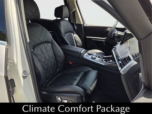 Used 2025 BMW X7 xDrive40i w/ Premium Package AWD/4WD image 18