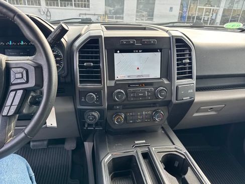 Used 2018 Ford F150 XLT w/ Equipment Group 302A Luxury AWD/4WD image 19