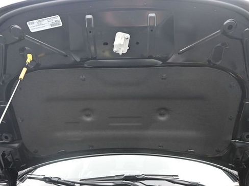 New 2025 Jeep Compass Latitude w/ Sun & Sound Group image 21