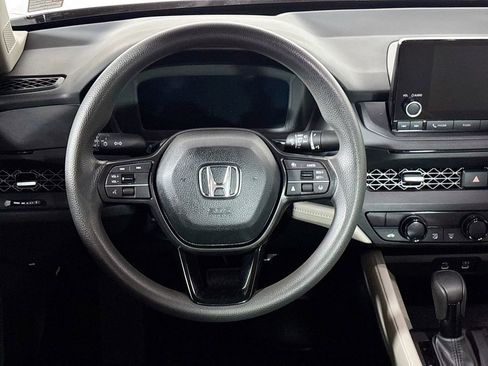 Certified 2025 Honda Accord SE image 14