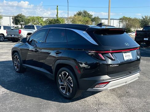 Used 2025 Hyundai Tucson Limited image 7