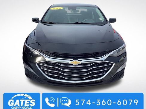 Used 2024 Chevrolet Malibu LT image 2