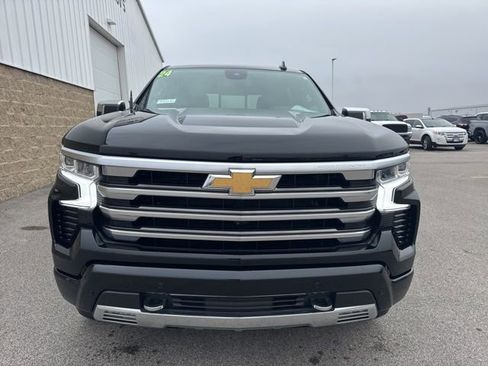 Used 2024 Chevrolet Silverado 1500 High Country AWD/4WD image 8