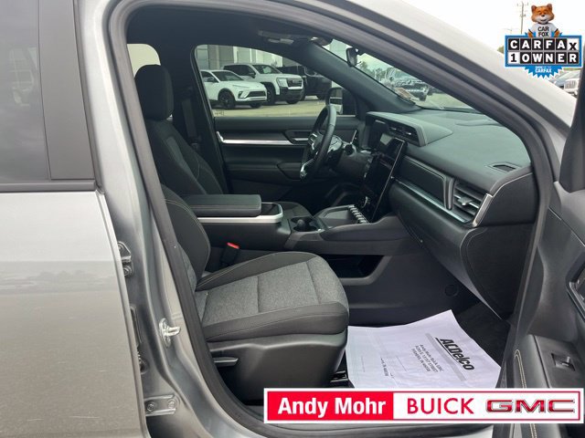 Used 2025 GMC Terrain Elevation AWD/4WD image 38