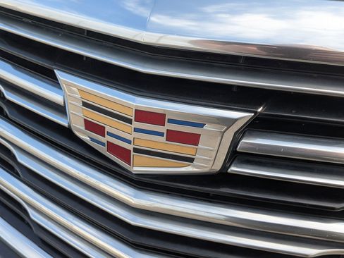 Certified 2019 Cadillac XT5 Luxury image 30