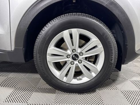 Used 2019 Kia Sportage LX AWD/4WD image 11