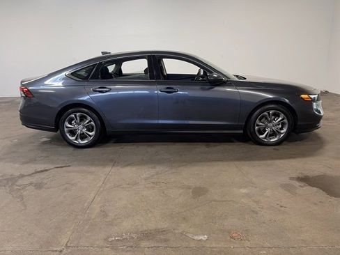 Used 2024 Honda Accord EX image 2