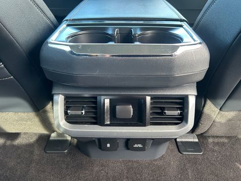 Used 2022 Ford F150 Lariat image 26