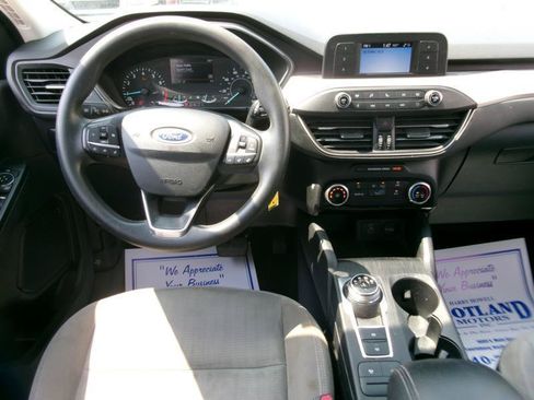 Used 2022 Ford Escape S FWD image 11