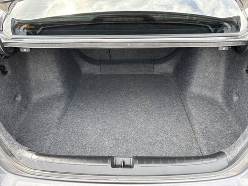 Used 2018 Honda Accord EX-L image 8
