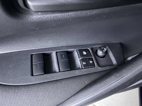 Used 2023 Toyota Corolla LE FWD image 11