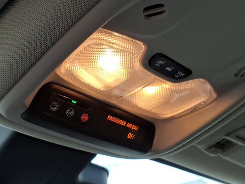 Certified 2023 Buick Encore GX Preferred w/ Cold Weather Comfort Package FWD image 22