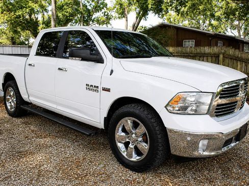 Used 2018 RAM 1500 Big Horn AWD/4WD image 3