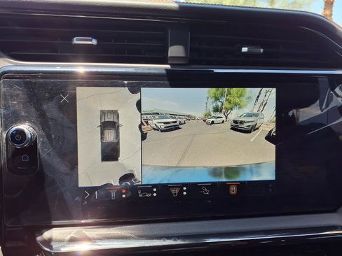 Used 2024 GMC Sierra 2500 AT4 w/ Technology Package AWD/4WD image 23
