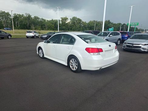 Used 2011 Subaru Legacy 2.5i Premium AWD/4WD image 5