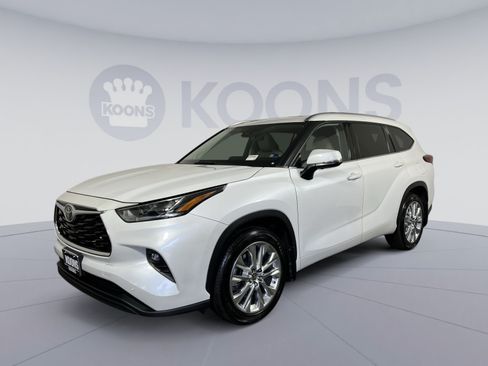 Used 2023 Toyota Highlander Limited AWD/4WD image 5