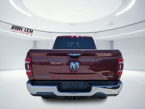 Used 2021 RAM 2500 Laramie w/ Chrome Appearance Group AWD/4WD image 4