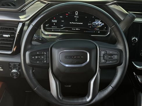 Used 2024 GMC Sierra 2500 Denali Ultimate AWD/4WD image 16