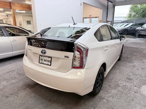 Used 2012 Toyota Prius Three FWD image 3