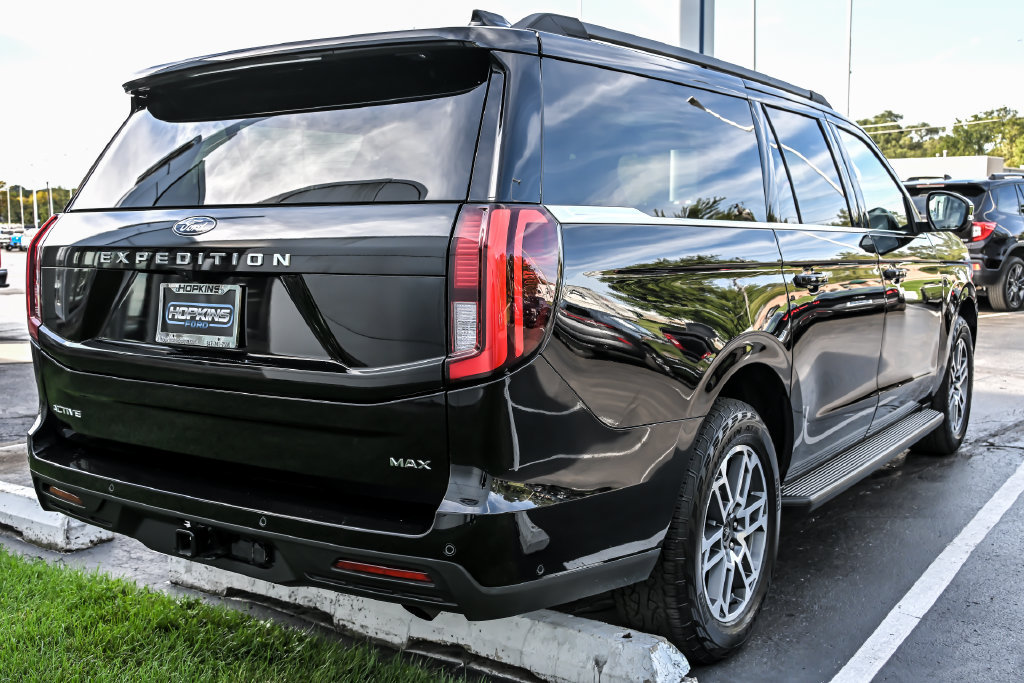 Certified 2025 Ford Expedition Max Active AWD/4WD image 8