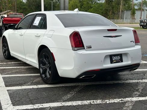 Used 2022 Chrysler 300 S RWD image 7