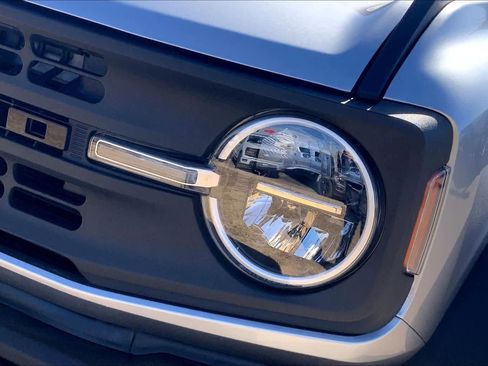 Certified 2023 Ford Bronco 2-Door w/ Sasquatch Package image 27