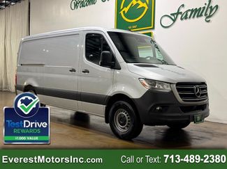 Used 2021 Mercedes-Benz Sprinter 2500 video 1