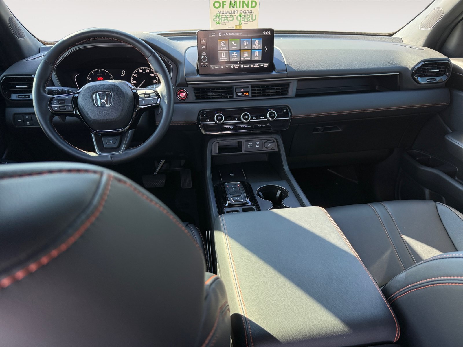 Used 2025 Honda Pilot TrailSport image 15