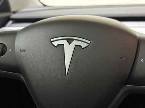 Used 2020 Tesla Model 3 Performance image 20