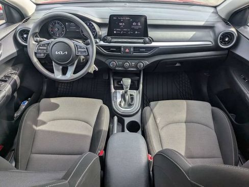 Used 2024 Kia Forte LXS FWD image 13