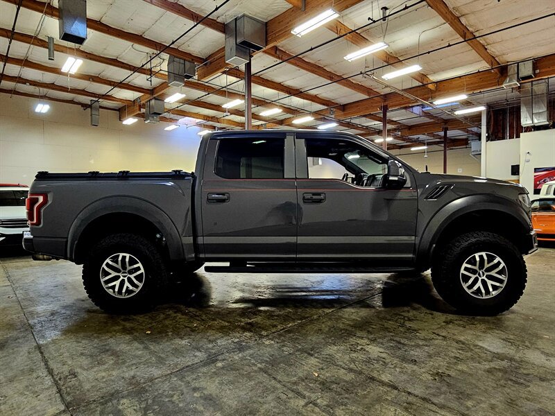 Used 2018 Ford F150 Raptor w/ Equipment Group 802A Luxury AWD/4WD image 5