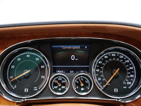 Used 2016 Bentley Flying Spur W12 AWD/4WD image 25