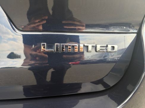 Used 2024 Jeep Grand Cherokee L Limited AWD/4WD image 30