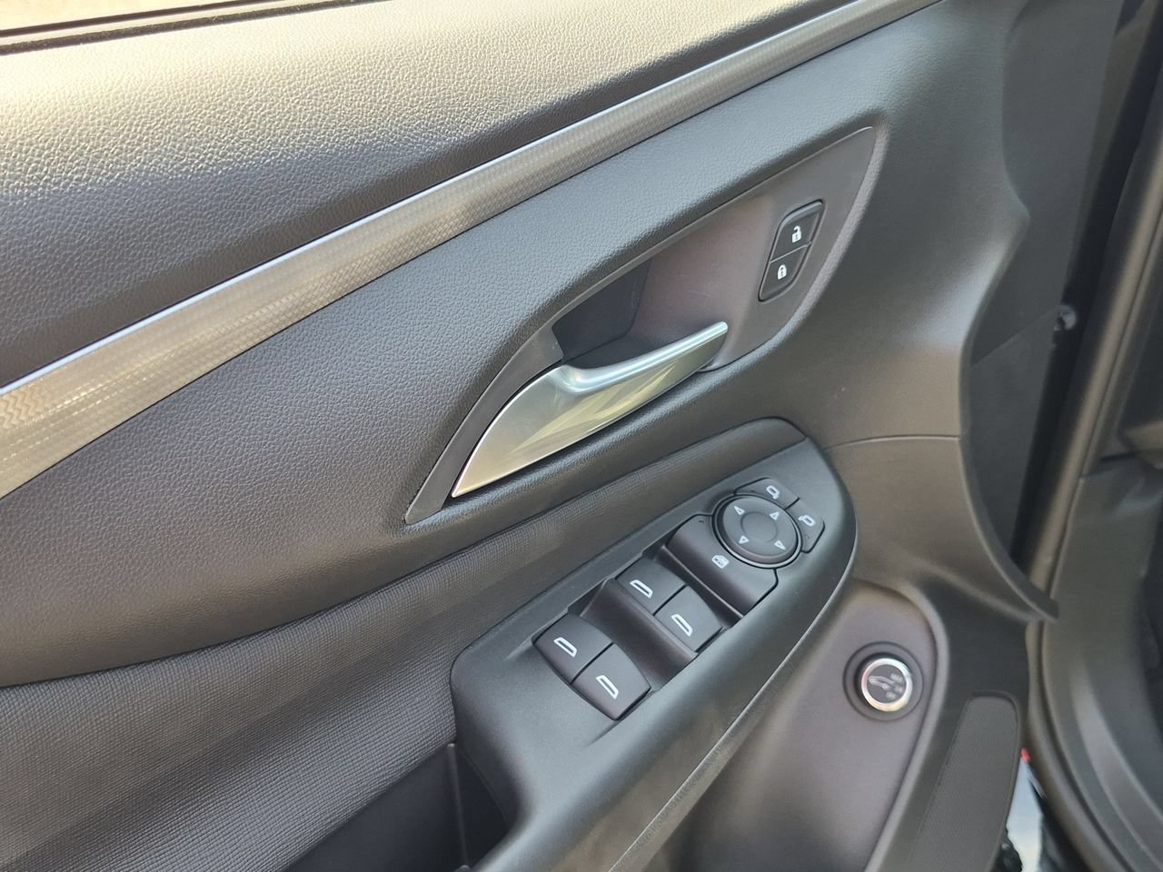New 2026 Buick Envista Sport Touring FWD image 22